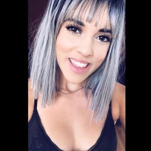 Meet your Posher, Calla